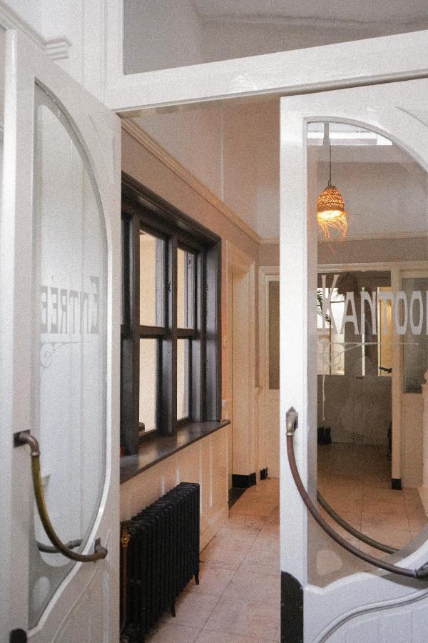 Haert Boutique Wellness Suites City Centre 하를렘 외부 사진