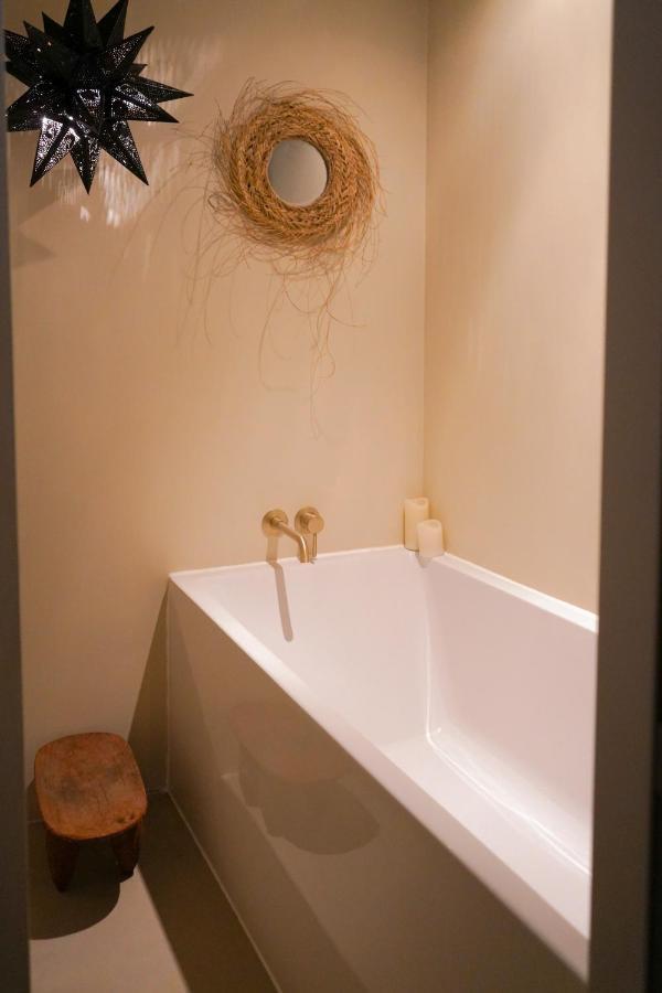 Haert Boutique Wellness Suites City Centre 하를렘 외부 사진